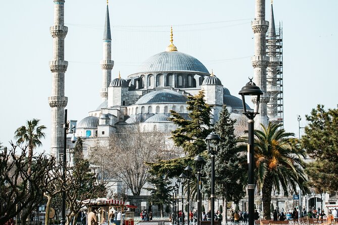 Full-Day Istanbul Old City Walking Tour - Hippodrome: ancient crowd leftovers that still make sense