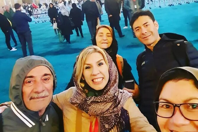 Full Day Istanbul Tour (All Included) - Blue Mosque: more than postcards, an active place of worship