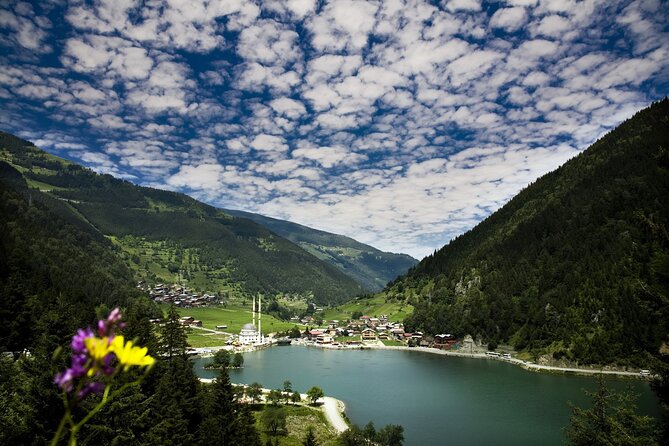 Full Day Tour In Uzungol Lake with Turkish Tea Tasting - One day from Trabzon, two big cultural stops