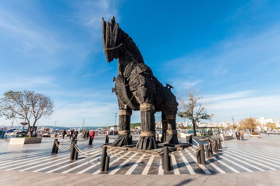 Full-Day Troy Tour From Istanbul - Troy VI and the Gate Connection: The Horse Story Gets Specific