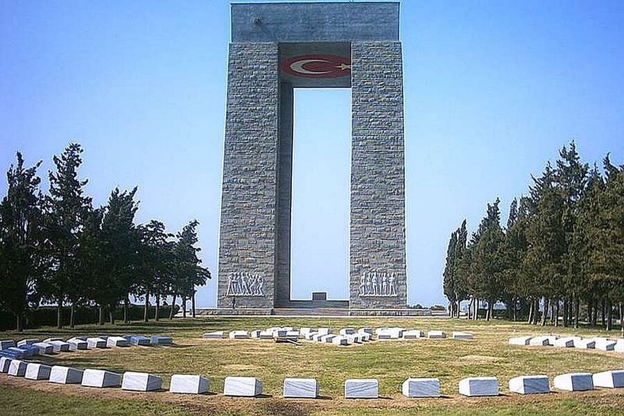 Gallipoli Full-Day Tour from Istanbul - Lone Pine and the Cost of No Known Graves