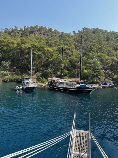 Gocek: Yacht Trip and 12 Island Full-Day Tour with Lunch - The full route logic: 12 islands, but you feel the plan