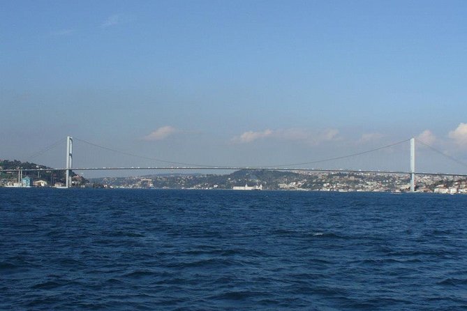 Golden Horn and Bosphorus Boat Tour in Istanbul - Why a Golden Horn and Bosphorus Cruise Works When Time Is Tight