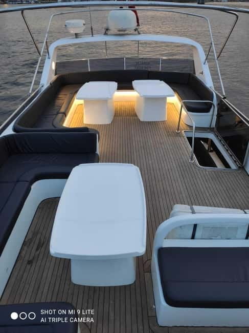Golden Horn and Bosphorus Sunset Tour Stop at Anatolian Side - Boat comfort, crew attitude, and the English audio guide