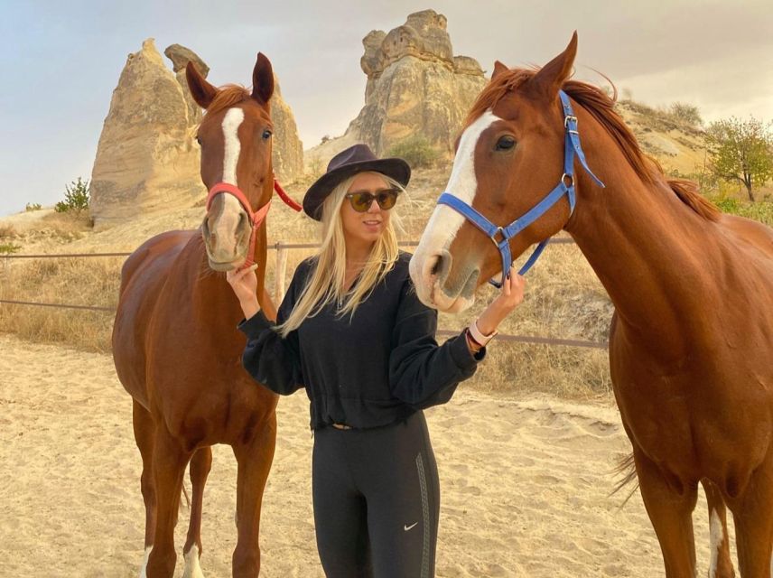 Goreme: Cappadocia Horse Riding Tour with Transfers - Sunset Timing: When the Valleys Look Like They Were Styled for You