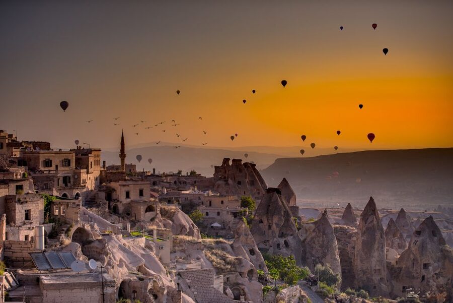Göreme: Full-Day Customized Cappadocia Compact Itinerary - Pigeon Valley photo stops that set up the Göreme mood