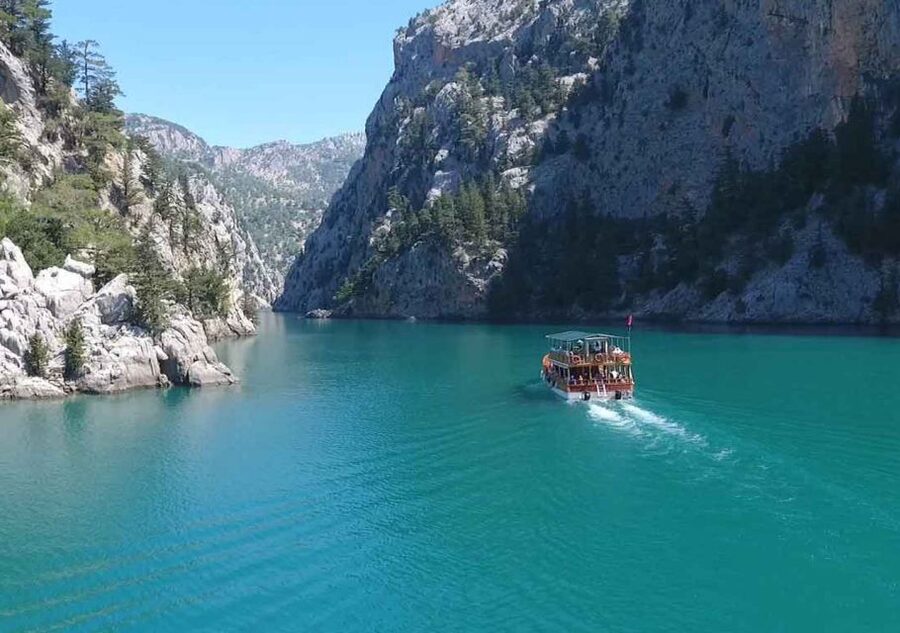 Green Canyon: Boot Tour with Lunch, Soft Drinks, & Transfer - Green Canyon Scenery: Taurus Mountains Views and Rocks From the Water