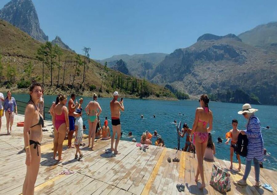 Green Canyon: Boot Tour with Lunch, Soft Drinks, & Transfer - Music Volume and Guide Style: What the Day Feels Like