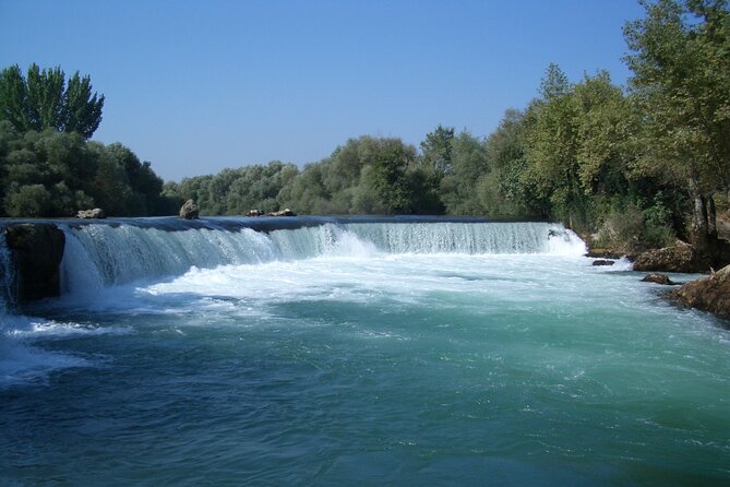 Green Canyon: Side Jeep Safari with Lunch & Waterfall & Boat Trip - Green Lake again, lunch, swimming, and canoe time