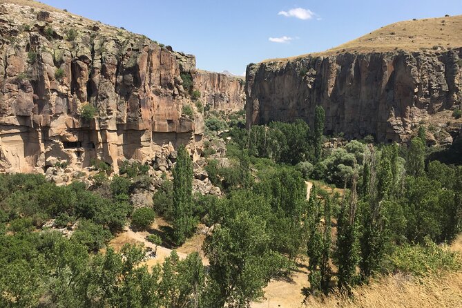 Green Tour: Cappadocia’s Emerald Depths & Underground Secrets - Ihlara Valley walk along the Melendiz River: the calmer half of the day