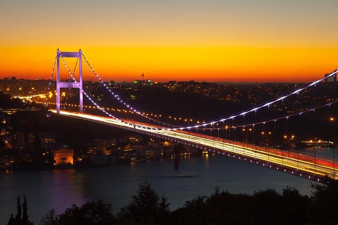Guided Bosphorus Afternoon Cruise on Luxury Yacht - A 2-Hour Bosphorus Cruise That Feels Like a Moving Outdoor Class