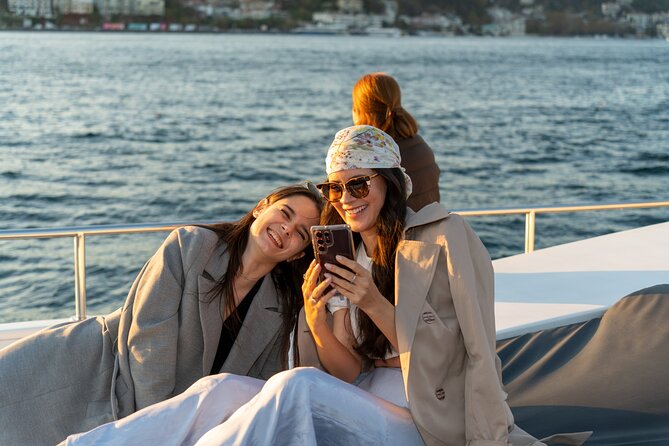 Guided Bosphorus Afternoon Cruise on Luxury Yacht - Arnavutköy to the Bosphorus Forts: How Istanbul Defended Its Strait