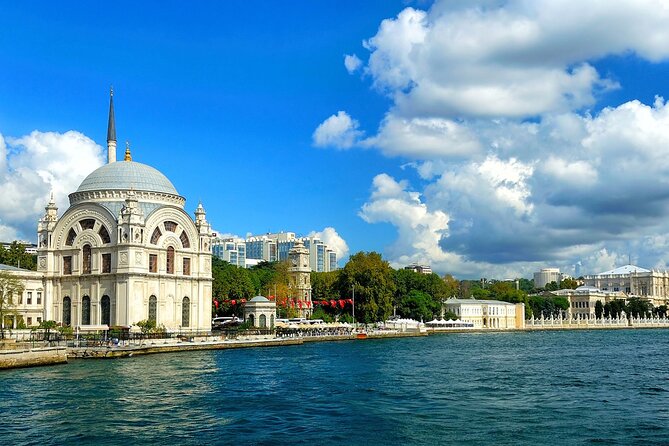 Guided Bosphorus Afternoon Cruise on Yacht - Stop 1: Bosphorus Strait views, Dolmabahçe Palace, and why the architecture matters
