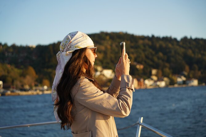Guided Bosphorus Afternoon Cruise on Yacht - Circling Ottoman glamour: Çırağan Palace and the Kempinski factor