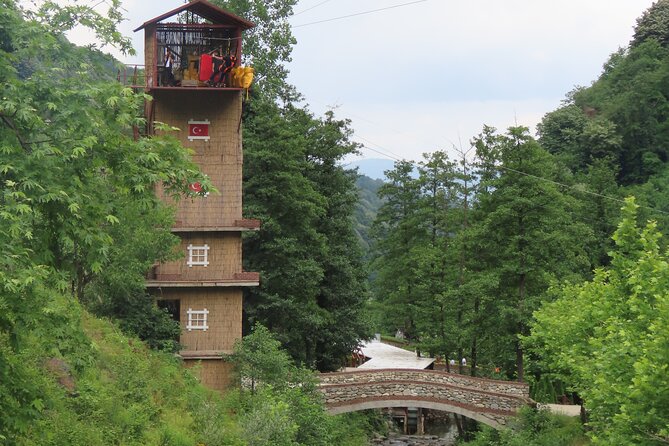 Guided Sapanca Lake Mahmudiye and Masukiye Tour with Cable Car - Safranbolu Lokumcusu: the quick taste stop that keeps moving
