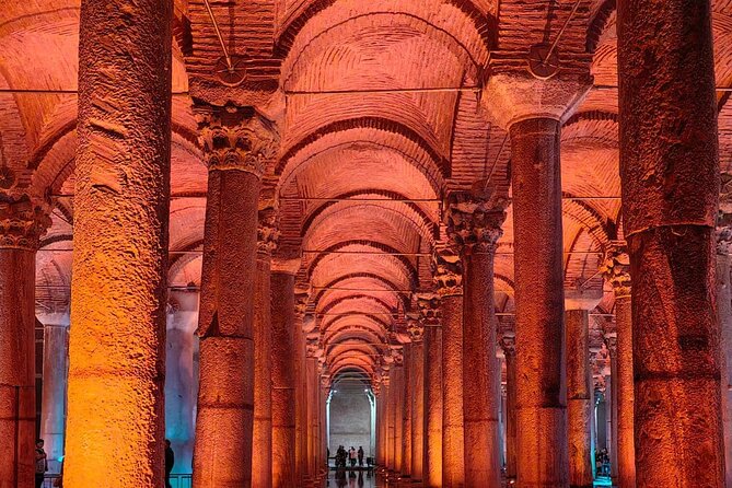 Hagia Sophia, Blue Mosque & Basilica Cistern tour - Hagia Sophia Grand Mosque: Justinian’s scale and why it still hits