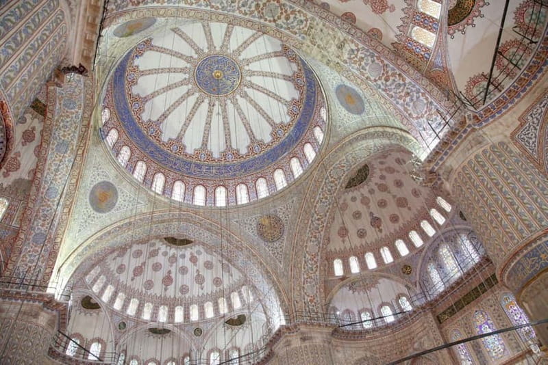 Hagia Sophia & Blue Mosque Half-day Guided, Small Group Tour - Meeting Up in Sultanahmet: Fast Start, Shared Transport