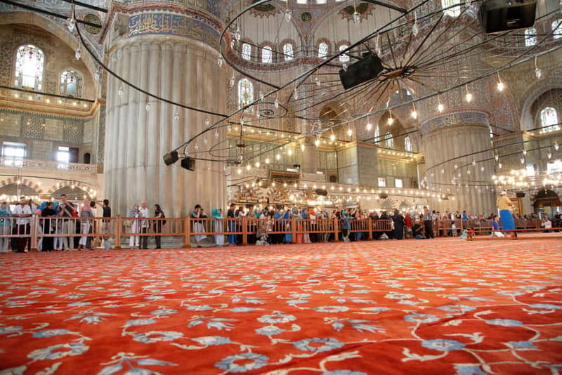 Hagia Sophia & Blue Mosque Half-day Guided, Small Group Tour - Should You Book This Half-Day Guided Loop?