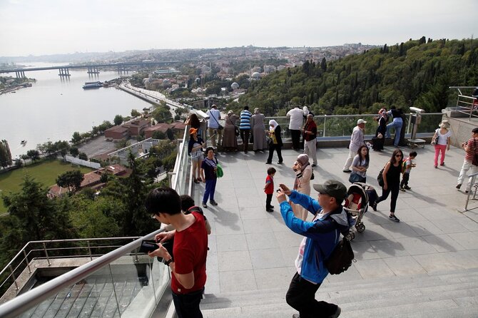Hagia Sophia, Bosphorus cruise, Blue Mosque, Guided - Small Group - Sultanahmet free time: lunch break is where you win or lose time
