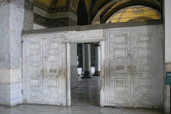 Hagia Sophia Fast Track Online QR-Ticket with optional Tour - Fast-Track QR Tickets and the Lines You Cannot Skip