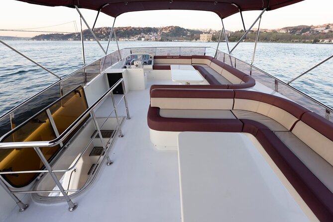 Half Day Bosphorus Cruise with Stopover on Asian Side - Kanlıca Meydanı: short stop, long on food and local color