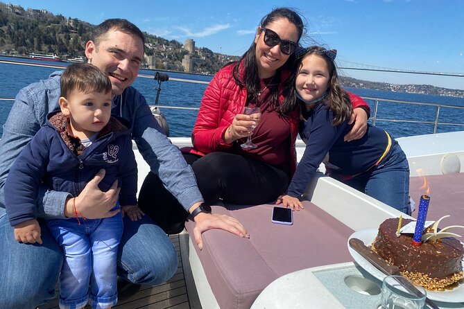 Half Day Bosphorus Cruise with Stopover on Asian Side - Old City views from the water: Hagia Sophia, Blue Mosque, and more