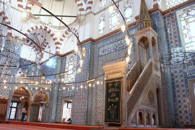 Half-Day Istanbul Private Food Tour & Culinary Experience - A half-day that covers real Istanbul eating