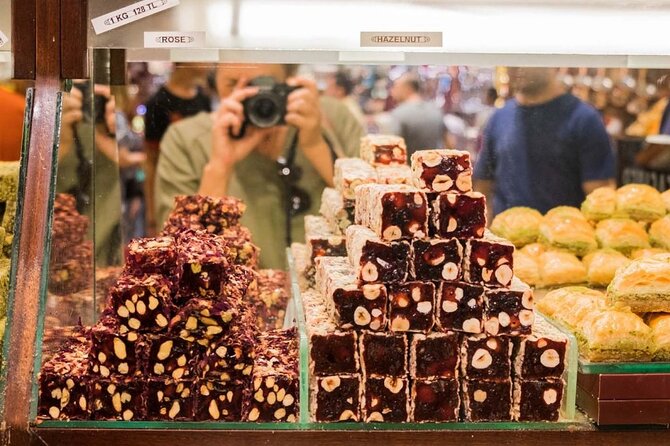Half-Day Istanbul Private Food Tour & Culinary Experience - Kadikoy Market: shopping logic you can use later