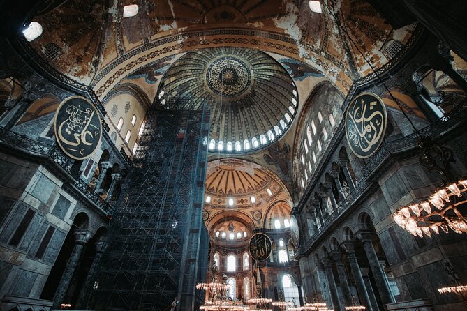 Half Day Walking Tour of Old Istanbul - Sahaflar Carsisi: Old Book Bazaar and the book-smart side of Istanbul