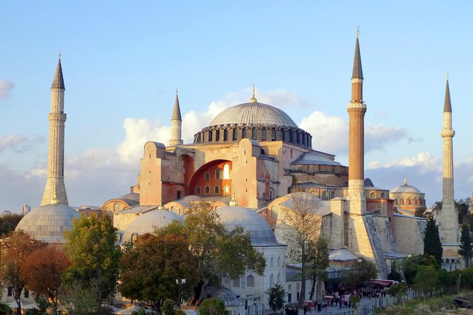 Have Your Own Private Guide in Istanbul - Private guide value in Istanbul’s busiest corner