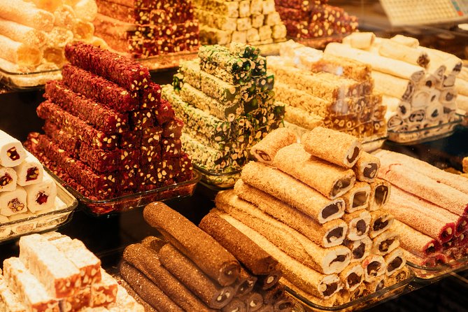 Highlights & Hidden Gems With Locals: Best of Istanbul Private Tour - Included perks: your local drink, mobile ticket, and carbon-neutral touch