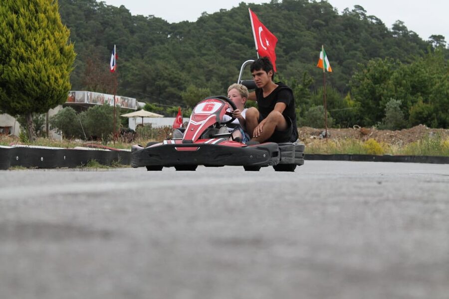 Icmeler: Go-Karting Adventure Trip with Hotel Pickup - Instructor Supervision and the No-License Factor