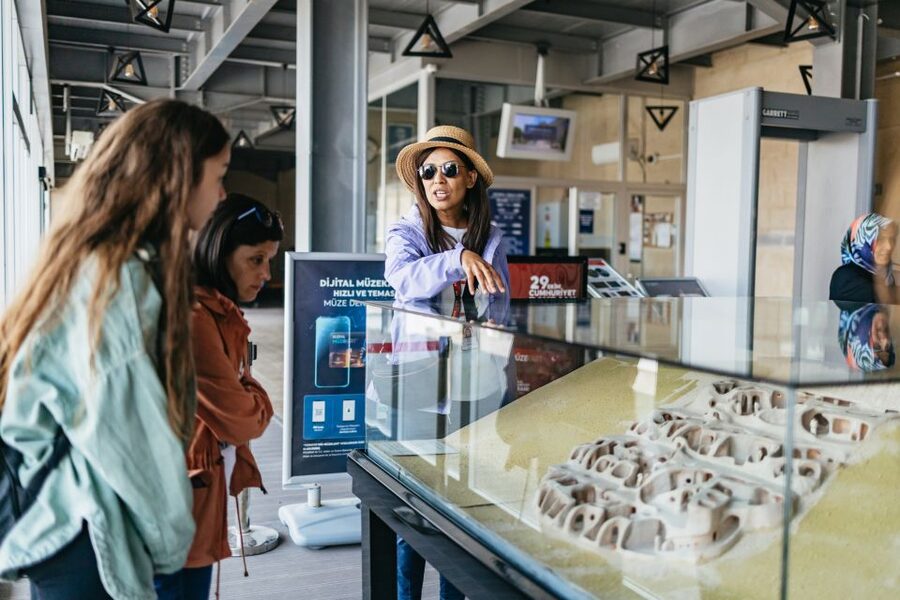 Istanbul: 2-Day Cappadocia Trip with Flights and Cave Hotel - Day 2: Rose and Red Valley pink-hour views and Cavusin churches