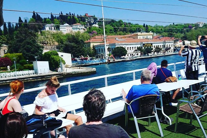Istanbul Afternoon Bosphorus Cruise with Asian Side Stop - Along the way south: Maiden’s Tower and Ottoman landmarks seen in motion