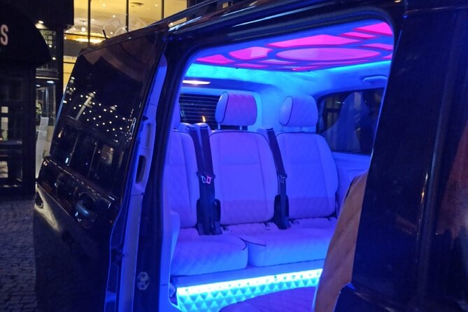 Istanbul Airport Minivan or Minibus Vip Private Meet Transfer - What Happens at the Airport: From Meet Point to Vehicle