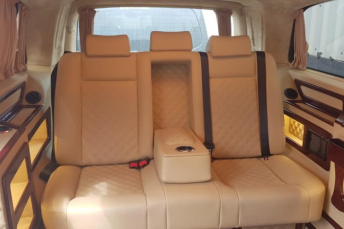 Istanbul Airport Transfer - Round Trip - What You Get in the Car: WiFi, Water, and Comfort