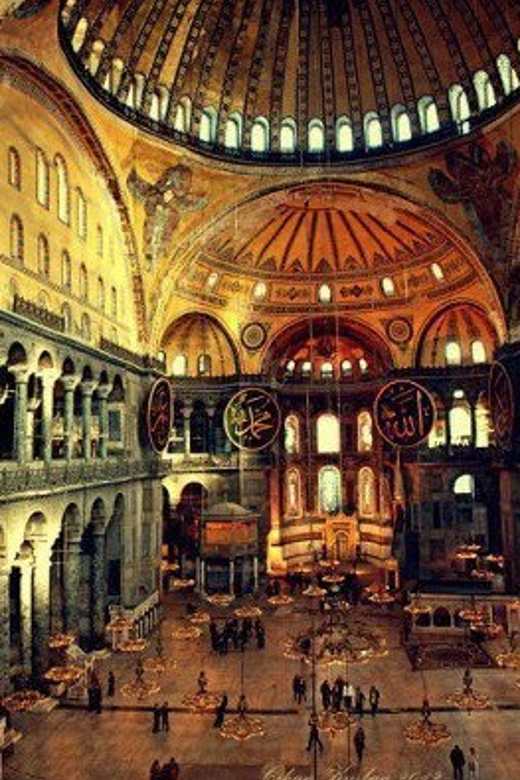 Istanbul: Ancient Town of Constantinople Guided Tour - Hippodrome First: Why the Chariot Races Still Matter