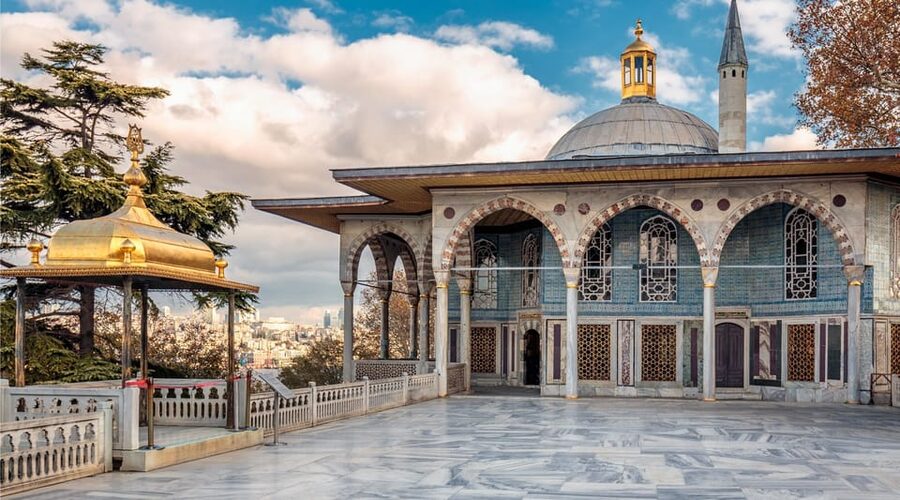 Istanbul: Basilica Cistern & Topkapi Palace Combo Ticket - Meeting the English host for Topkapi and the Harem section