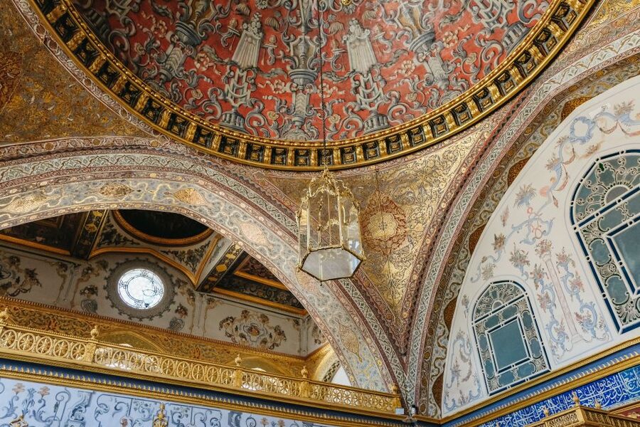 Istanbul: Best of the City 1, 2 or 3-Day Private Guided Tour - Basilica Cistern and the mosque timing game you can’t ignore