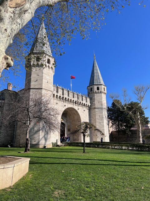 Istanbul: Best of The City Full-Day Tour with Transfers - Sultanahmet Square and the Blue Mosque: architecture you can feel up close