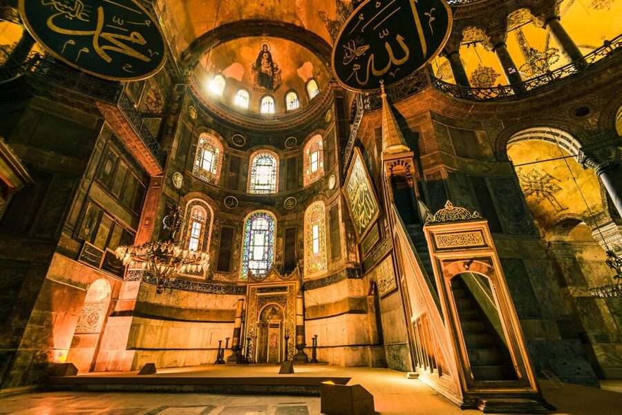Istanbul: Best of the City Private Full-Day Walking Tour - Alman Çeşmesi to Hagia Sophia: Start Smart, Not Random