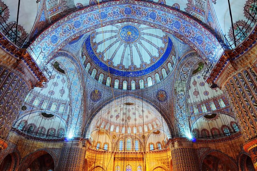 Istanbul: Blue Mosque and Hagia Sophia Tour w/Entry Tickets - Meeting near Alman Çeşmesi and getting oriented fast