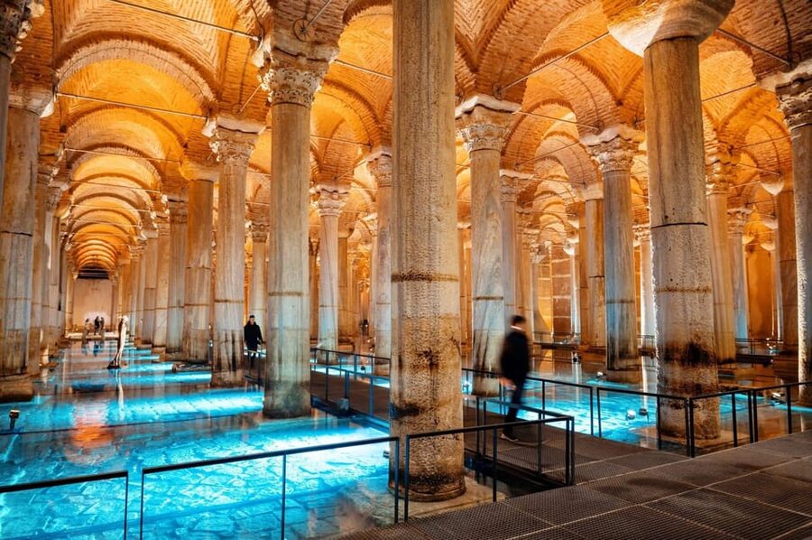 Istanbul: Blue Mosque, Hagia Sophia, & Basilica Cistern Tour - Old City highlights: Million Stone and the Hippodrome read