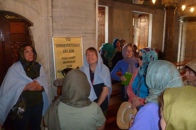 Istanbul: Blue Mosque & Hagia Sophia Small-Group Tour with ticket - Why This Two-Mosque Walk Feels Like a Smart Istanbul Shortcut
