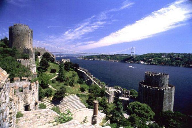 Istanbul Boat Cruise and Dolmabahce Palace & Two Continents - Group Size, Guide Style, and How to Avoid the Common Frustrations