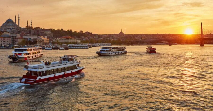 Istanbul: Bosphorus And Golden Horn Morning or Sunset Cruise - Fortresses on both sides: Rumeli Hisarı and Anadolu Hisarı