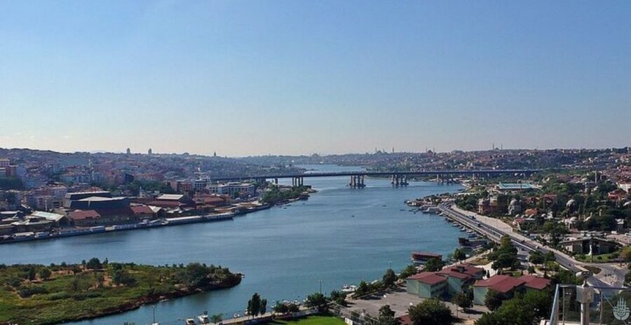 Istanbul: Bosphorus And Golden Horn Morning or Sunset Cruise - Galata Bridge to Galata Tower: why this area always wins from the water