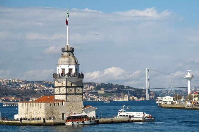 Istanbul: Bosphorus Cruise, Bus Tour, Cable Car Ride with Live Guide & Ticket - Eyüp Sultan Mosque and Tomb: More Than a Pretty Stop