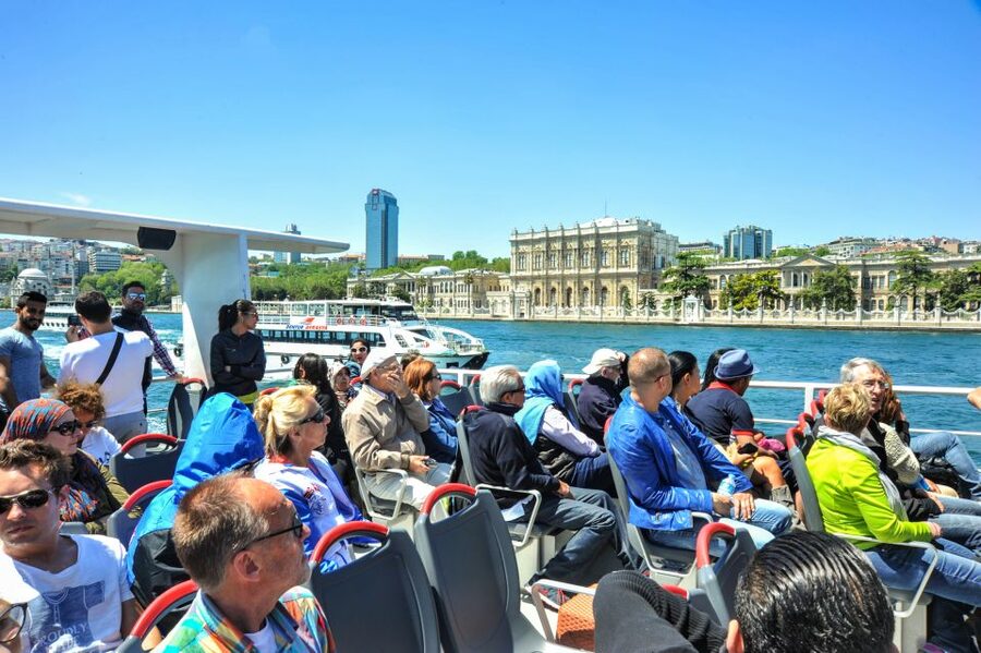 Istanbul: Bosphorus Cruise w/Audio Guide and Sunset Option - Why this Bosphorus cruise works as an Istanbul “starter”