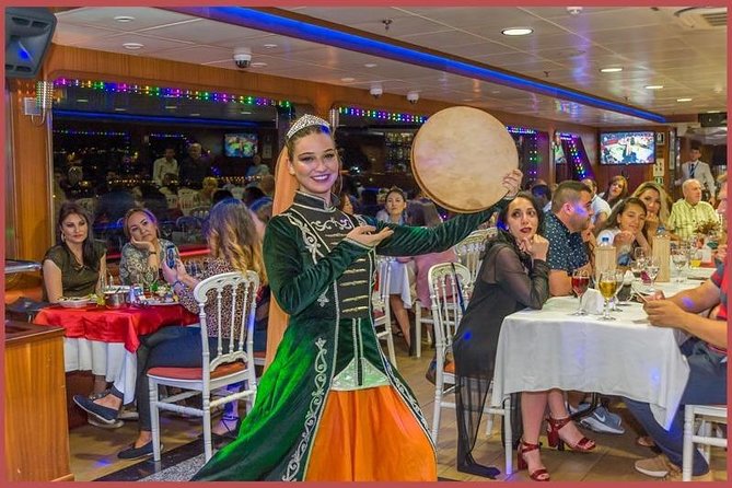 Istanbul Bosphorus Cruise with Dinner and Belly-Dancing Show - The folklore and belly-dancing show: when it happens and how to watch